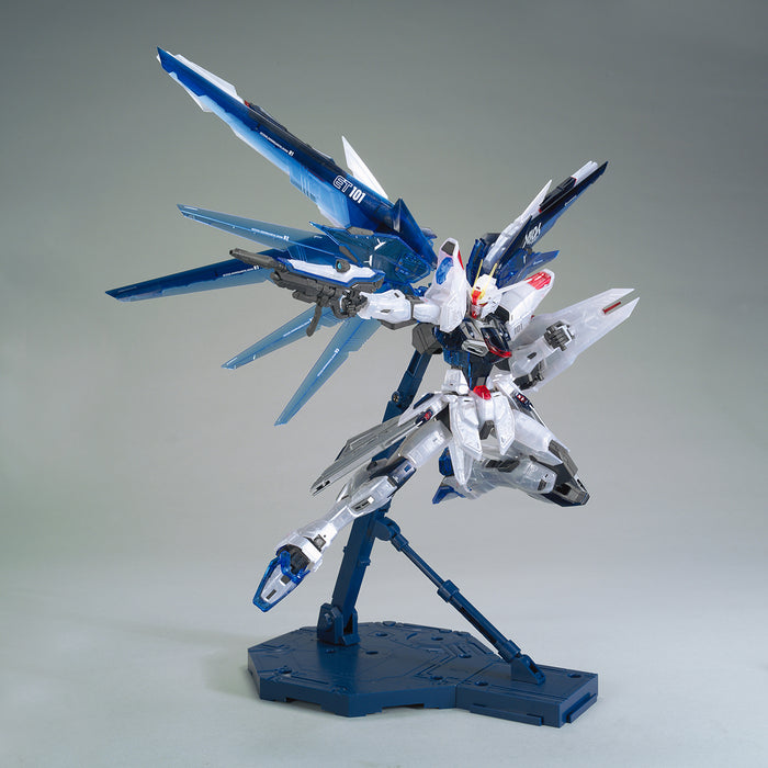 MG 1/100 Freedom Gundam Ver.2.0 (Clear Color)