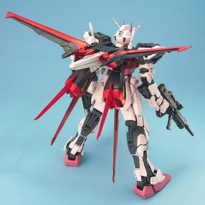 PG 1/60 Strike Rouge + Sky Grasper