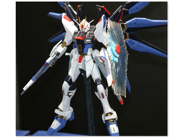 MG 1/100 Strike Freedom Gundam